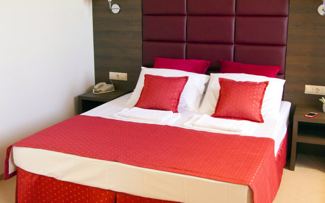 Hotel Milot