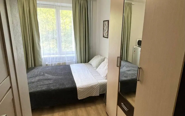 Studiya Ryadom S Metro Seligerskaya Apartments