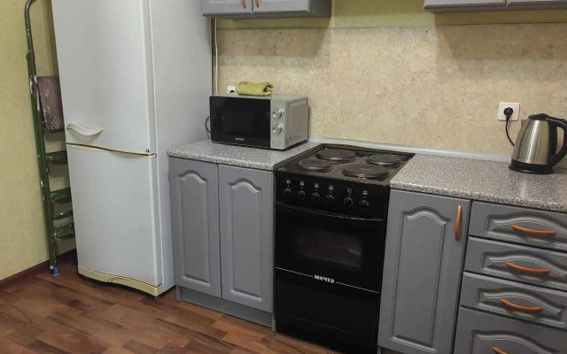 Квартира однокомнатная на Перевёрткина 1/2