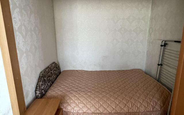 Na Babushkina 45 Lodging House