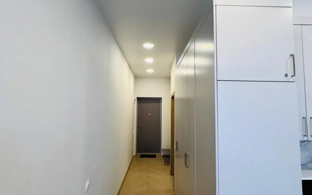 Apartamenty Uyutnaya 3kh Mestnaya Studiya S Balkonom Flat