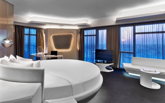 V Hotel Dubai Curio Collection by Hilton Hotel