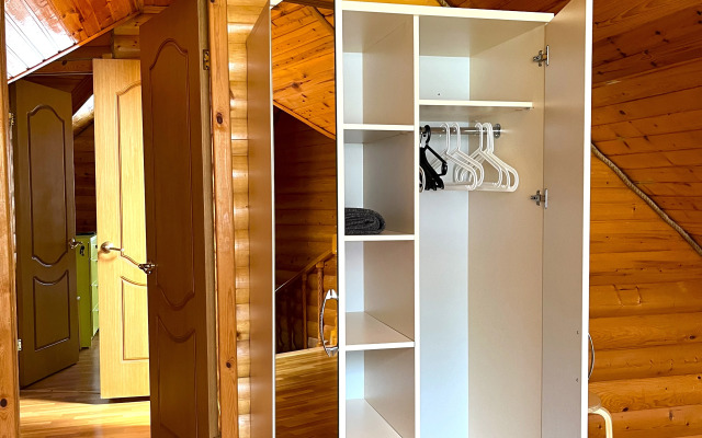 Pod Klych na Kompanyu do 14 chelovek Guest House