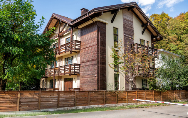 Гостевой комплекс с баней Вверх