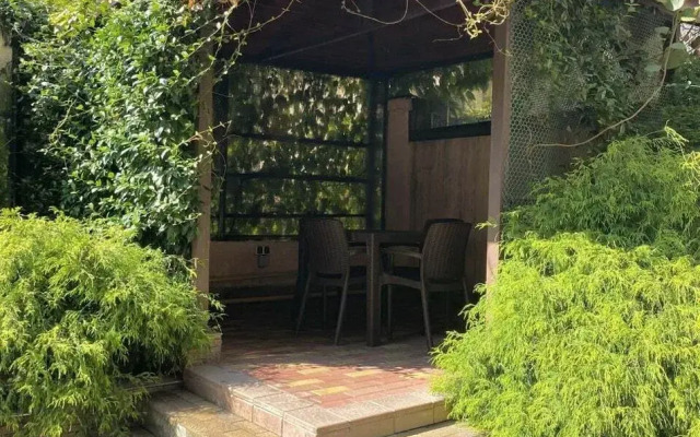 Zolotoj Dom Guest House