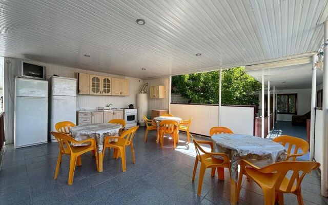 Marina Guest House