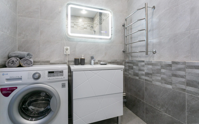 Квартира с фонтаном во дворе