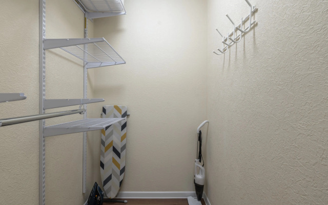 Odnokomnatnaya Mikrorayon Ptitsefabrika 35k1 Flat