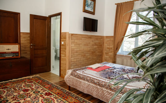 Edelveys Guest house
