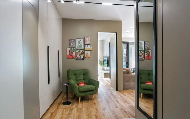 Na Ulitse Drazhinskogo 48 Flat