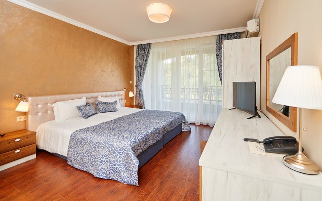 Penelope Palace Apart-Hotel