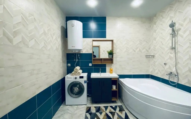 Апартаменты Room-Room Хользунова 39