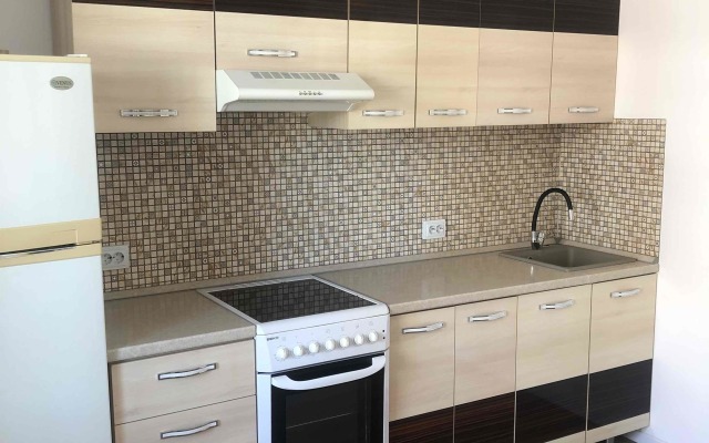 Na Ulitse Balkanskaya Doroga 14/2 Flat