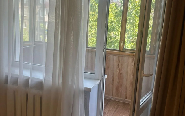 Na Bulvare Rybatskoy Slavy Flat
