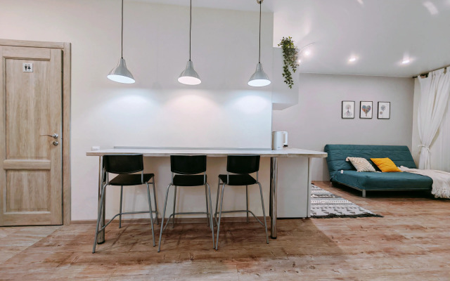 Квартира у ТЦ Кристалл Зелинского 1