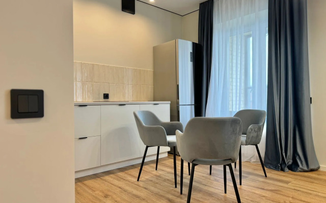 Yevrodvushka Ryadom S Tsentrom i Rechnym Portom Apartments
