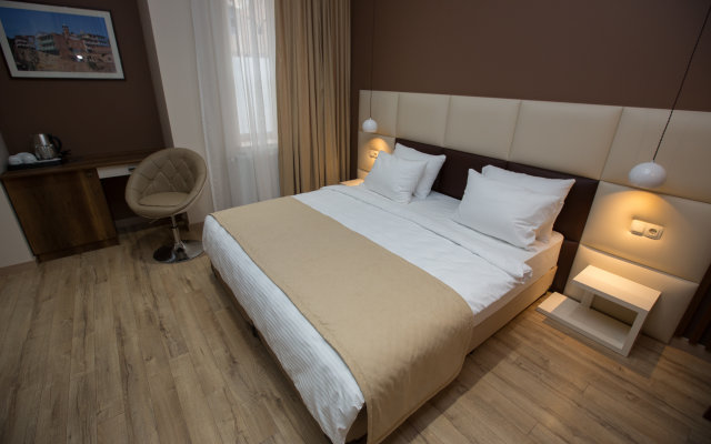 Отель History Tbilisi