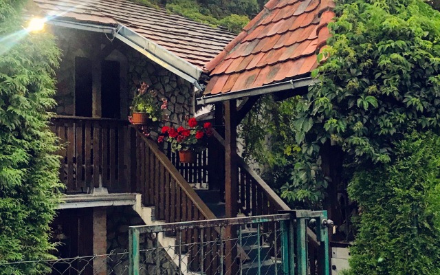 Dworek Adamski Villa