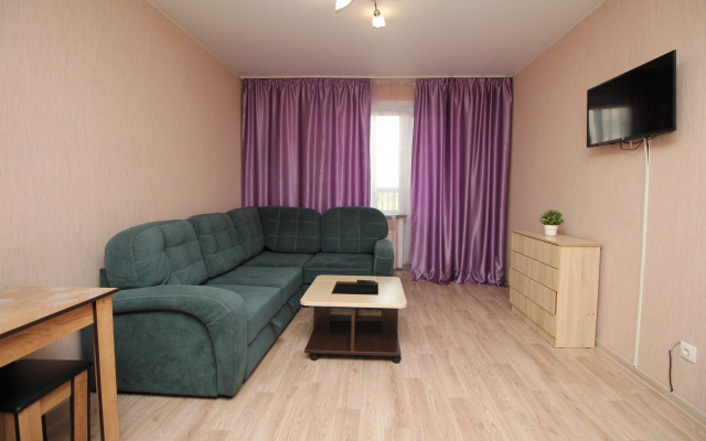 Uyutnaya studiya na Titova 255/2 Flat