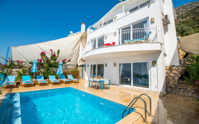 Paradise Kalkan Villalari