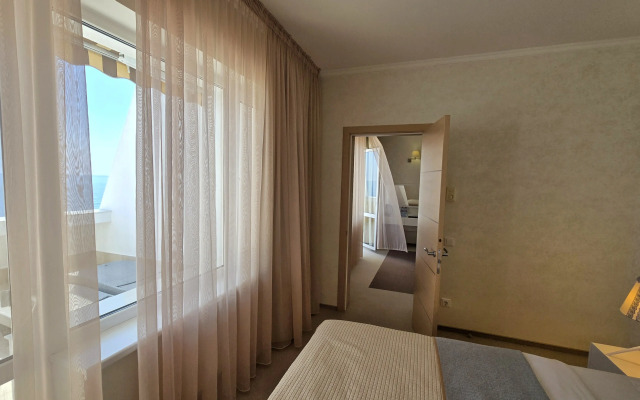 Hotel Yevropa