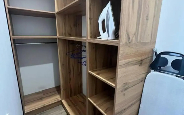 Kvartira Bayhouse na prospekte Abaa 164