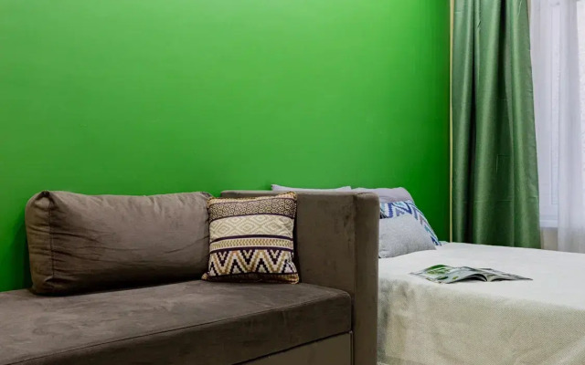 Studiya Dlya Troikh V Zhk Letniy Flat