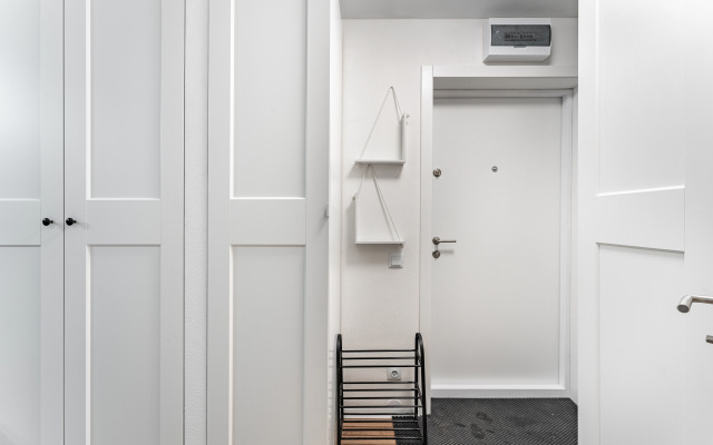 Апартаменты Просторная студия возле метро Окская