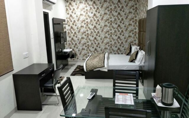 Hotel Mandakini Lush