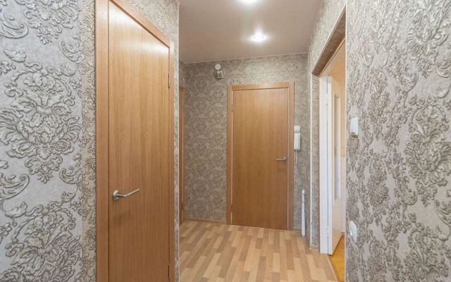 Na Ulitse Parkhomenko Flat