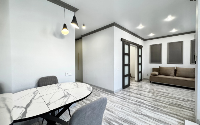 Квартира Дизайнерская евродвухкомнатная квартира в центре города