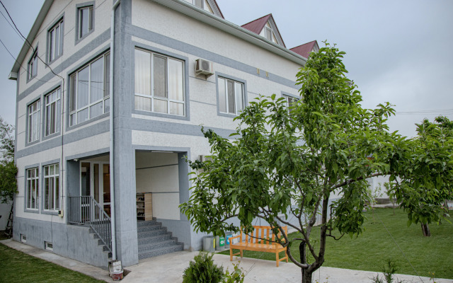 Отель Good Night KG