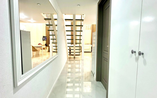 V Tsentre Sochi Apartments