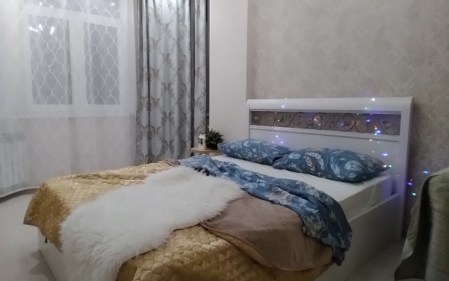 V  Prestizh Khaus Flat