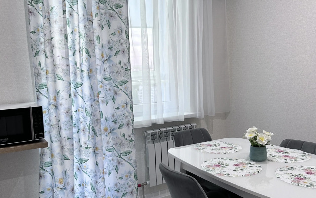 Lazur Flat