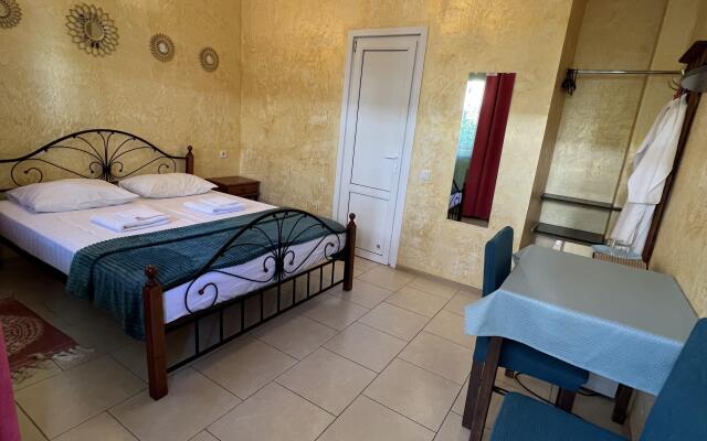 Anamero Guest House