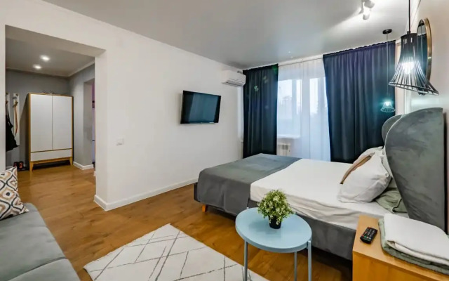 Dlya Vas u Troitskogo Parka Flat