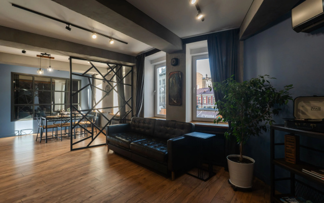 Kvartira Jail Apart prostornye apartamenty 105 m2 v centre Vyborga s dvuma spal'nami