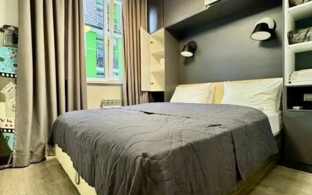 Na Tavricheskoy 7k2 Flat