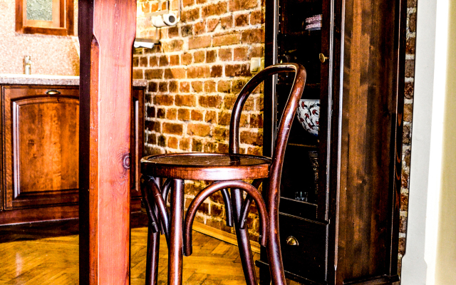 Квартира Antic Style Apartments