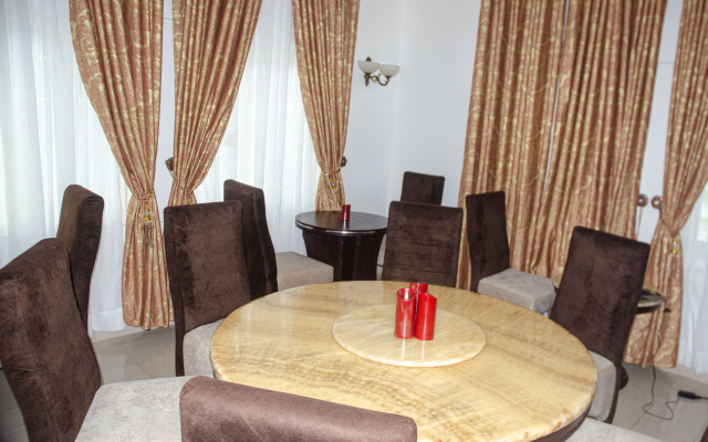 Beach Sand Hotel & Resort Hotel