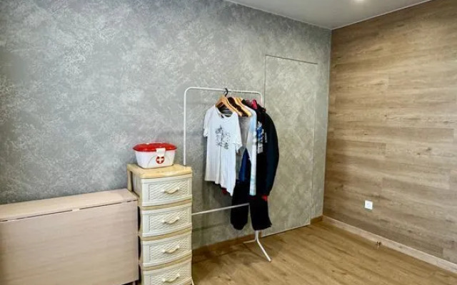 Na Pereletnoy 22 Flat