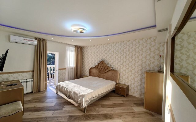 Sosnovyij Raj Villa