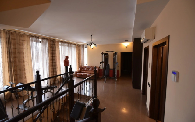 Частный дом Коттедж 3-х этажный