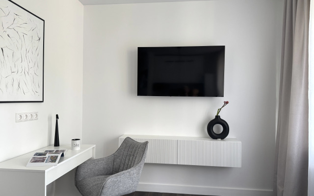 U metro Akadem Flat