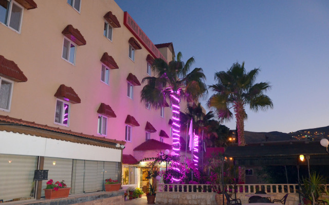 Amra Palace International Hotel