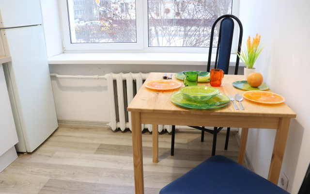 Vmestitelnaya u stantsii MTSD-4 Zheleznodorozhnaya Flat