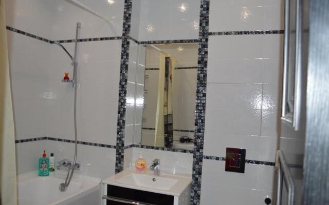 Apartamenty na Kraynova 4