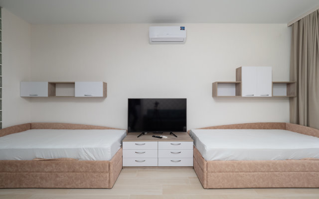 More Rooms v ZhK Milana apt 37 Apartment