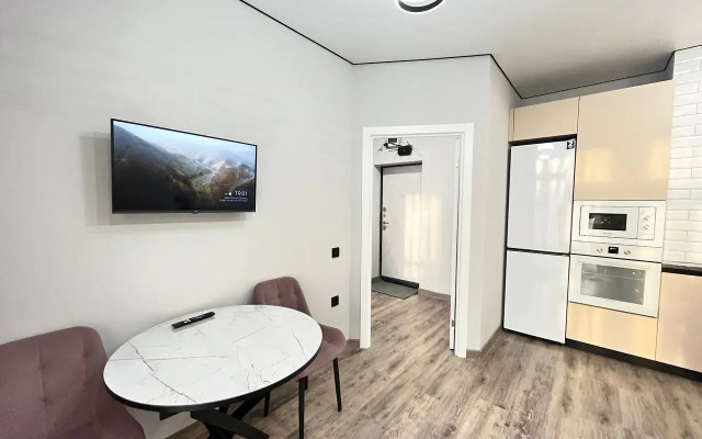 Na Ulitse Borisa Slyusarya 15s1 Flat
